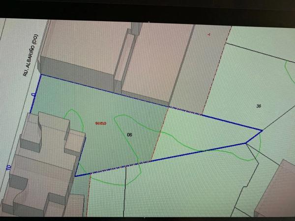 Terreno en calle Albariño, 10 b thumbnail 1
