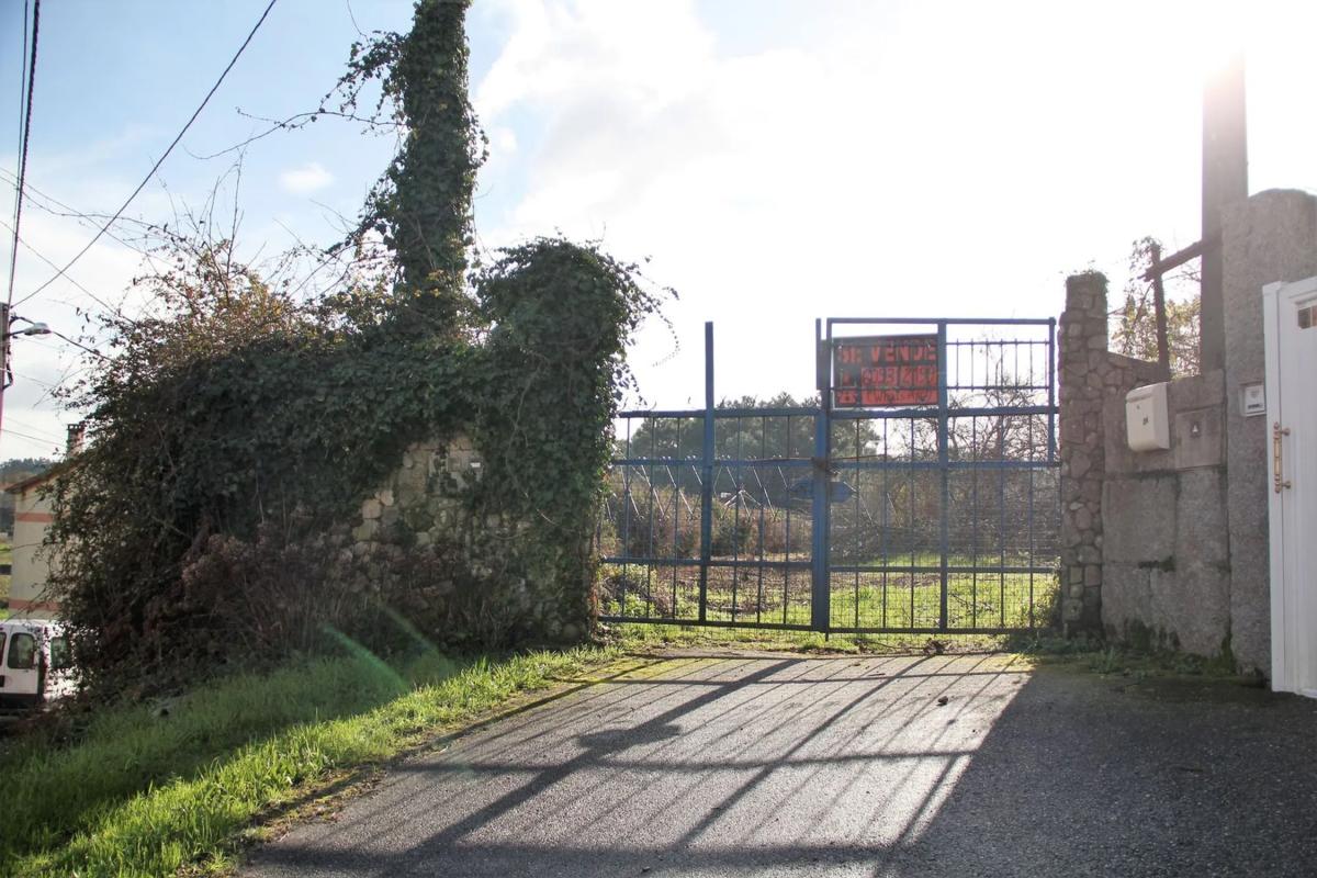 Terreno en venta en Vilagarcía de Arousa, Pontevedra photo 1