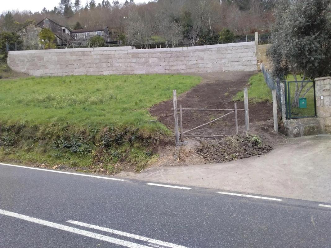 Land for sale in Cerdedo-Cotobade, Pontevedra photo 1