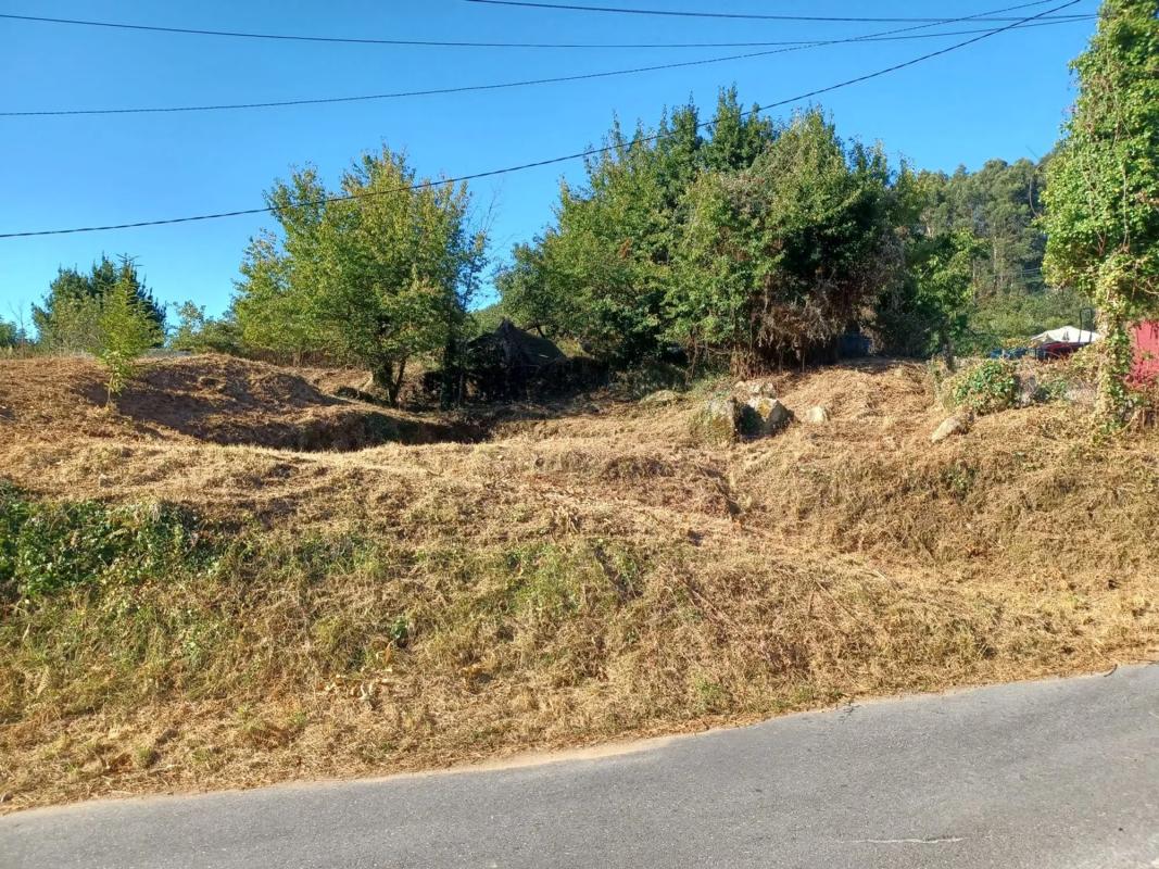 Land for sale in Vilaboa, Pontevedra photo 2