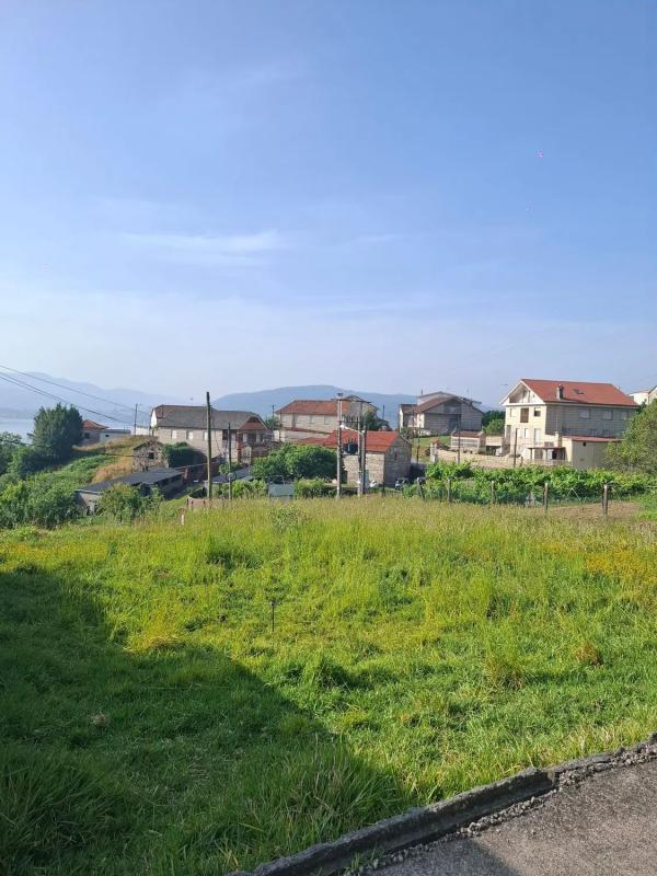 Land for sale in Vilaboa, Pontevedra photo 2