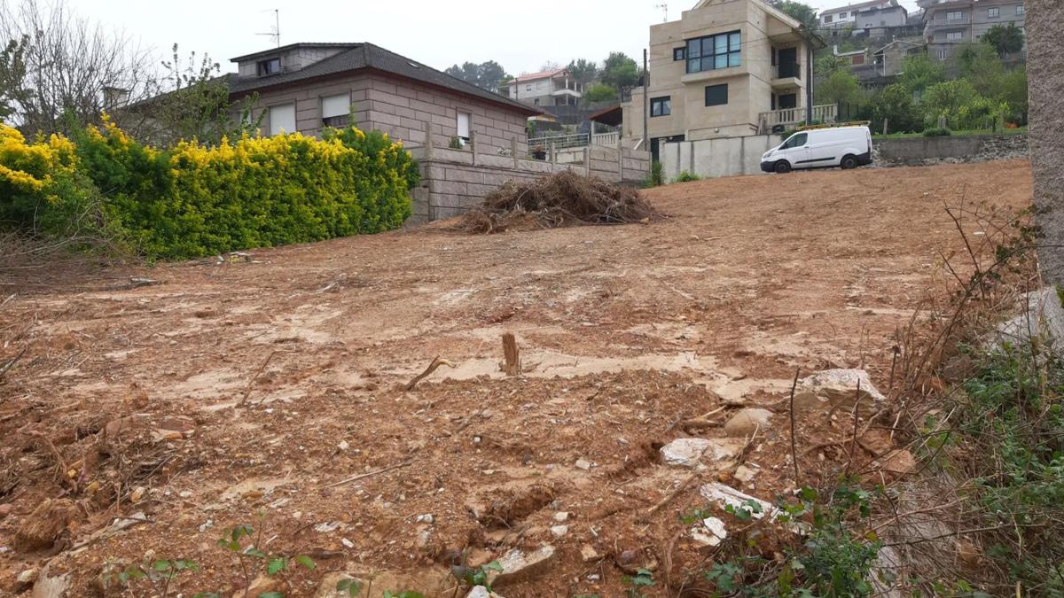 Land for sale in Vilaboa, Pontevedra photo 2