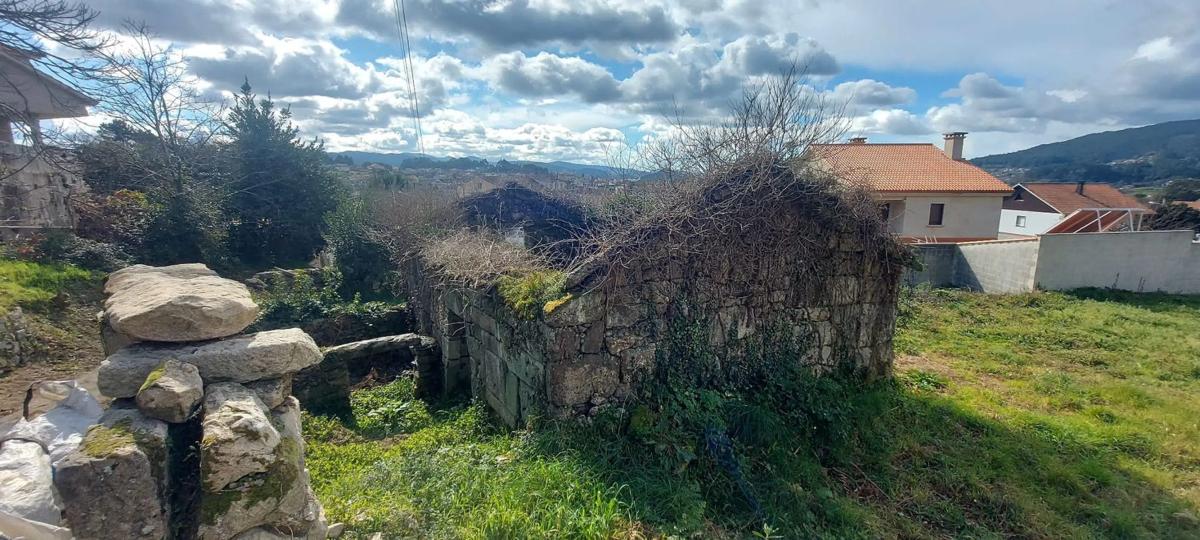 Land for sale in Poio, Pontevedra photo 2