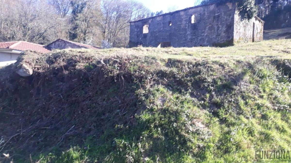 Terreno en venta en A Lama, Pontevedra photo 2