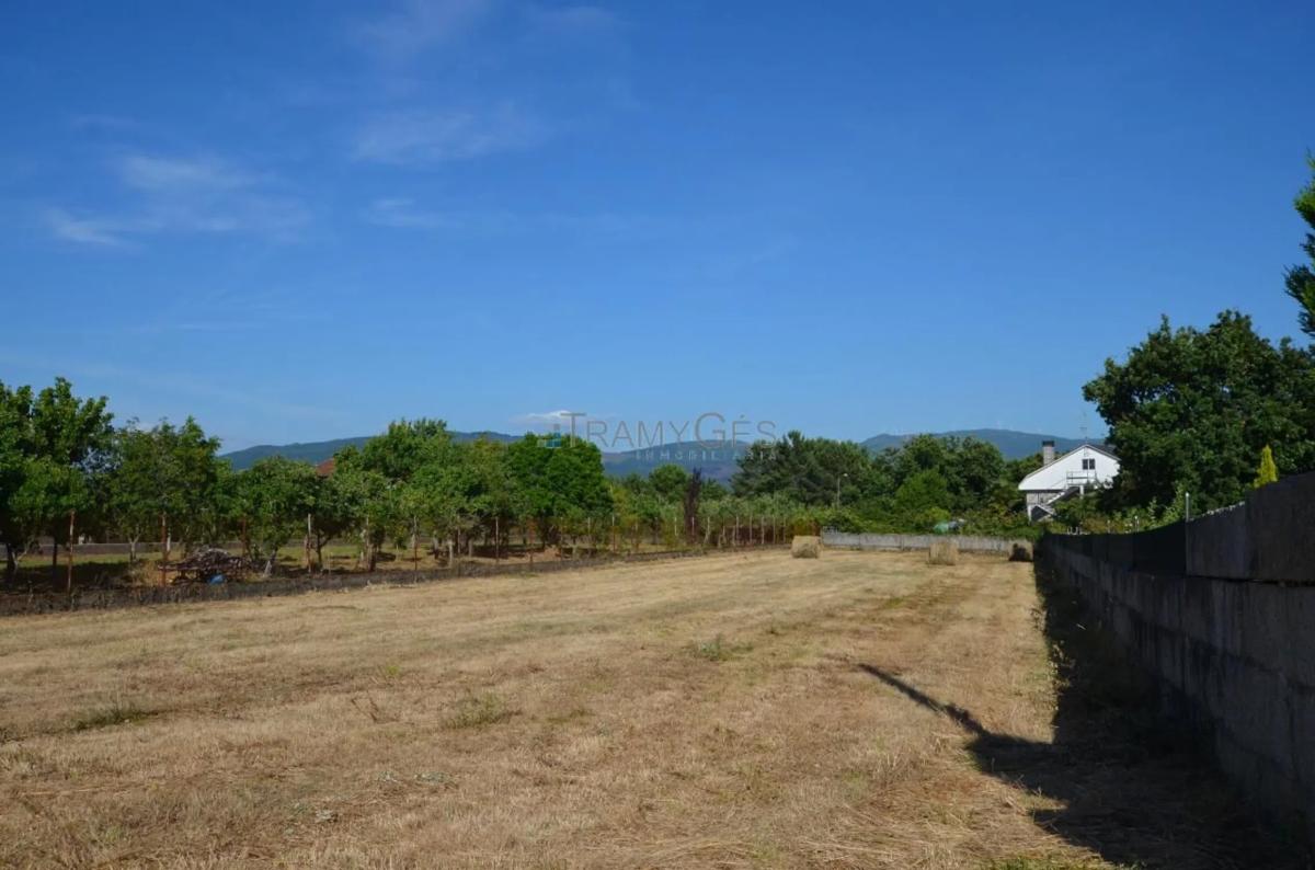 Terreno en venta en Tomiño, Pontevedra photo 2