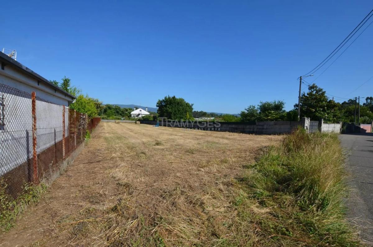 Terreno en venta en Tomiño, Pontevedra photo 3