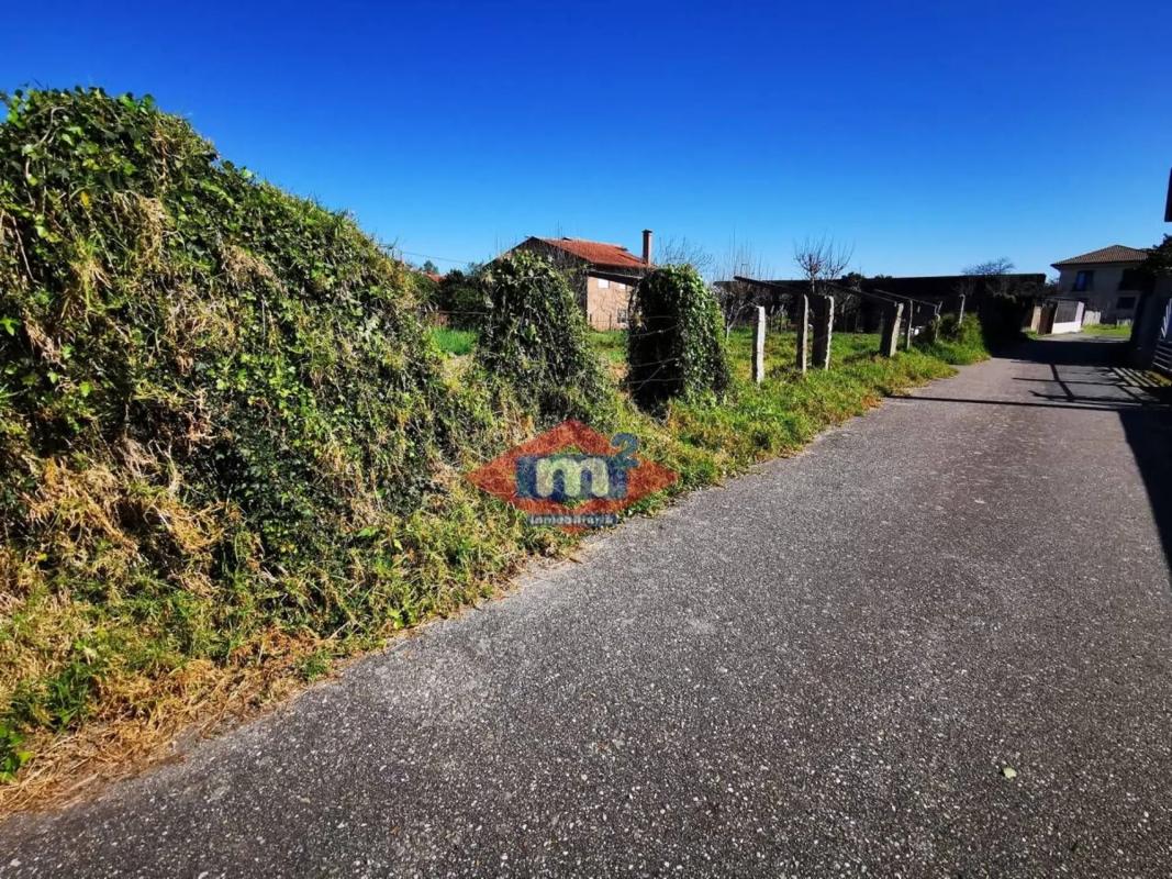 Terreno en venta en Tui, Pontevedra photo 2