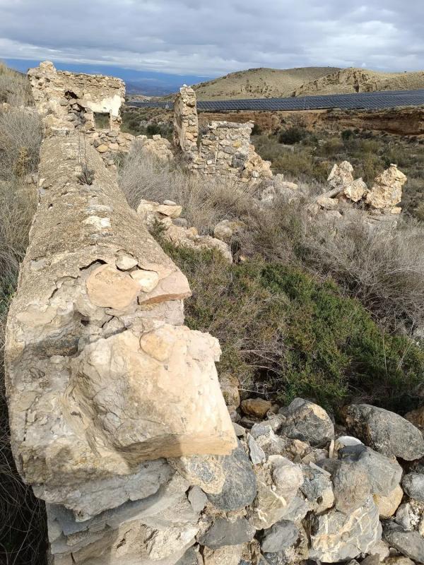 Terreno en venta en Gador, Almería photo 2