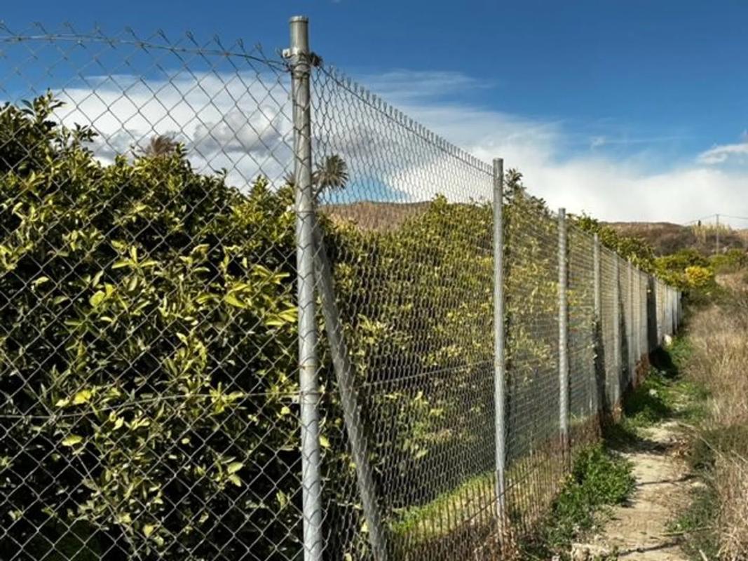 Terreno en venta en Gador, Almería photo 2