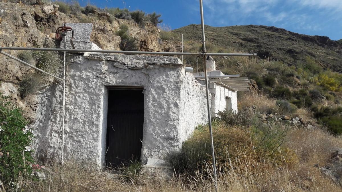Terreno en venta en Ragol, Almería photo 1