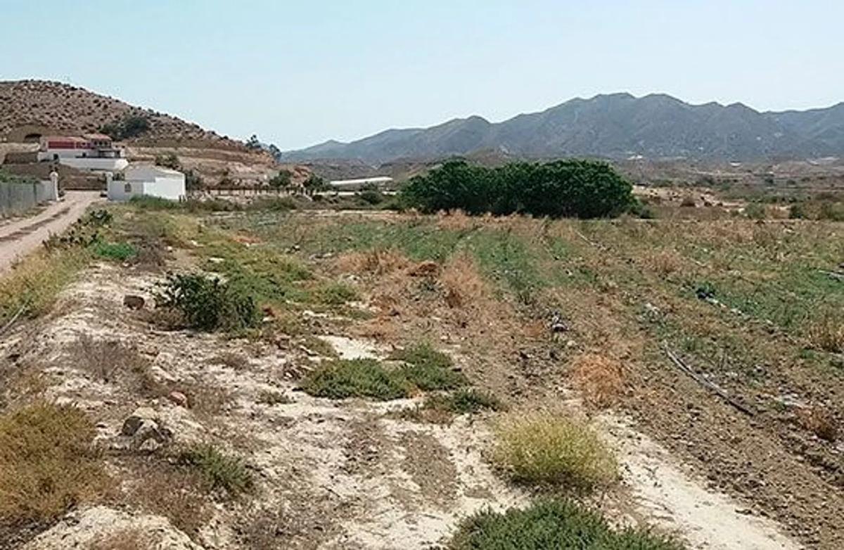 Terreno en venta en Cuevas del Almanzora, Almería photo 2