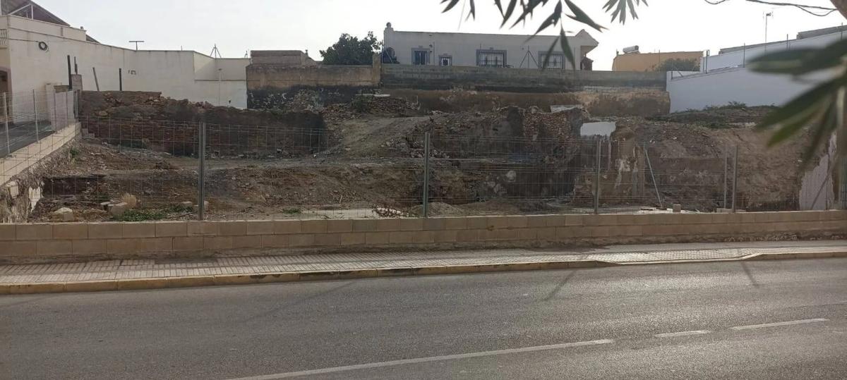 Terreno en venta en Tabernas, Almería photo 2