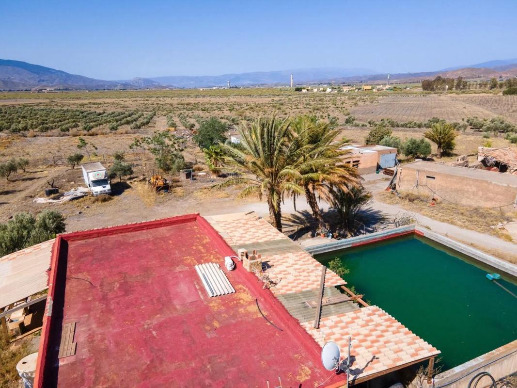 Terreno en venta en Tabernas, Almería photo 1