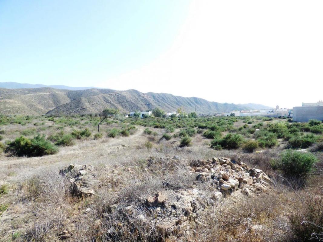 Terreno en venta en Tabernas, Almería photo 1