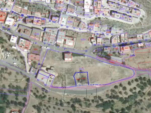 Terreno en calle Huertas photo 2
