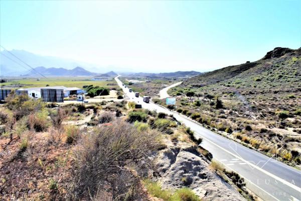 Terreno en carretera Turre thumbnail 1
