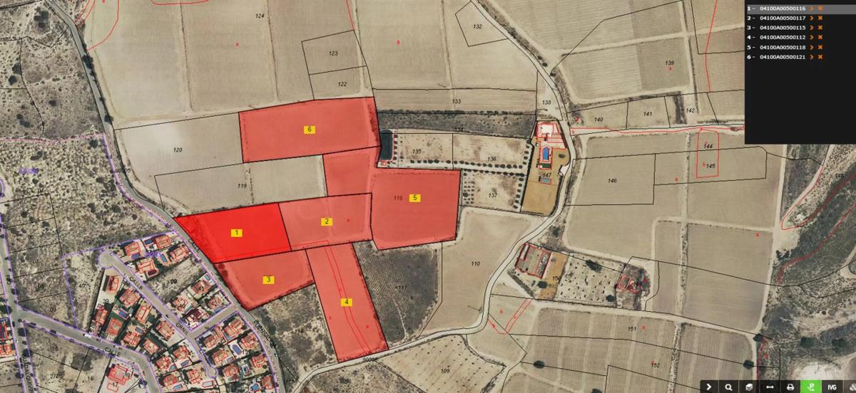 Terreno en venta en Vera, Almería photo 1