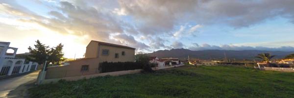 Terreno en avenida las Alparatas, 15 photo 2