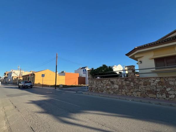 Terreno en calle Baza, 12 photo 3