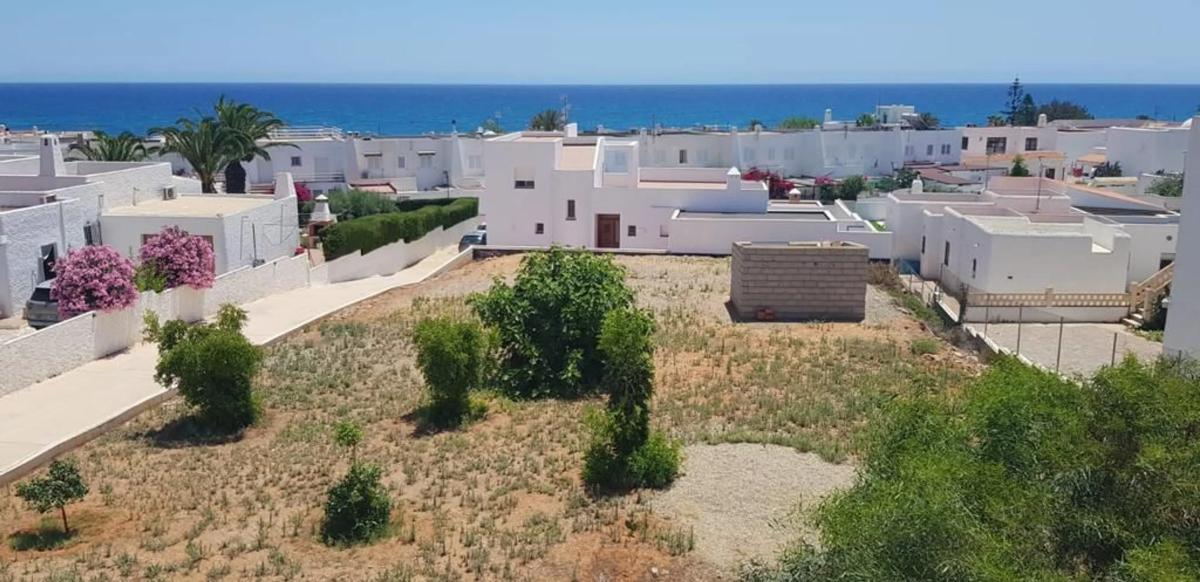 Terreno en venta en Mojácar, Almería photo 1