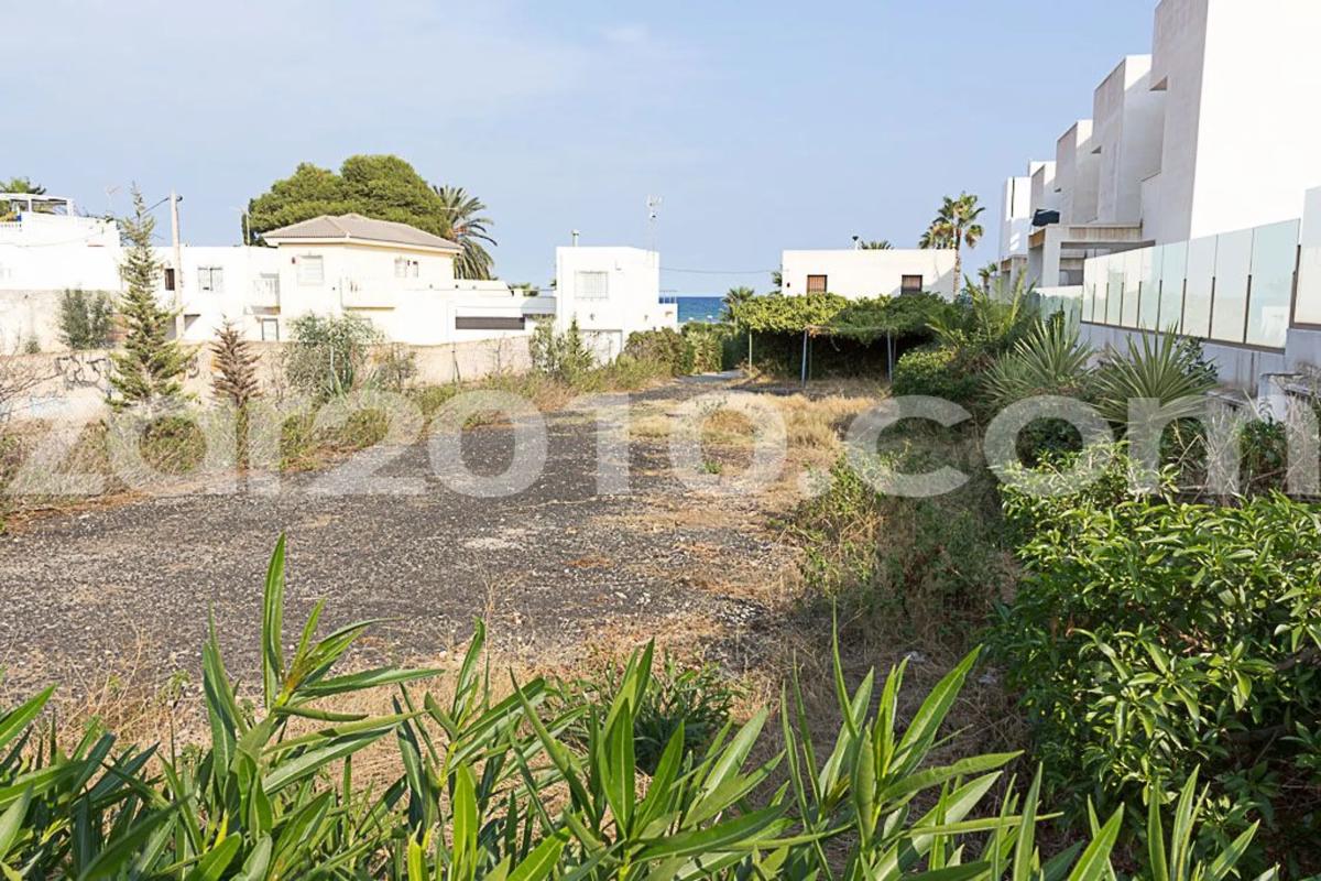 Terreno en venta en Vera, Almería photo 2