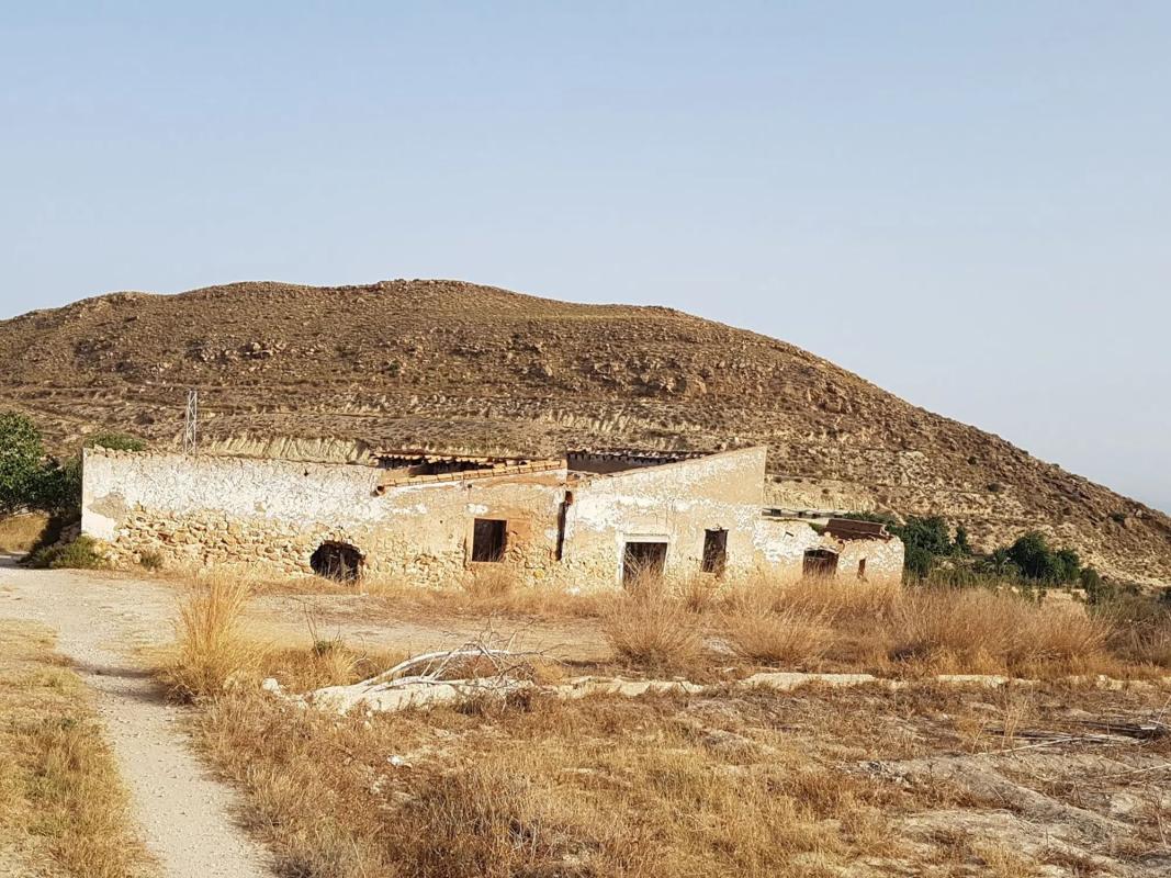 Terreno en venta en Mojácar, Almería photo 1