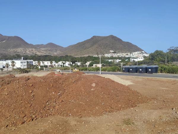 Terreno en calle Espigón s/n thumbnail 2