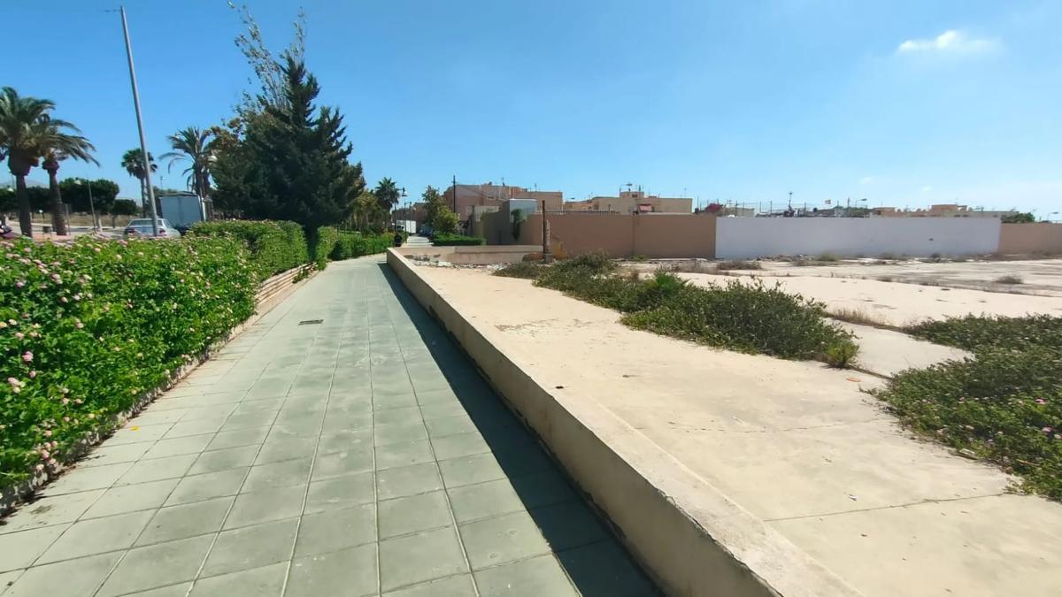 Terreno en venta en El Ejido, Almería photo 4