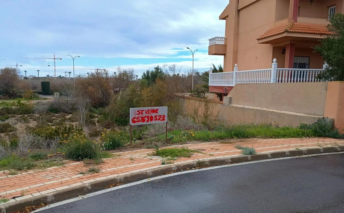 Działka na sprzedaż w El Ejido, Almería photo 1