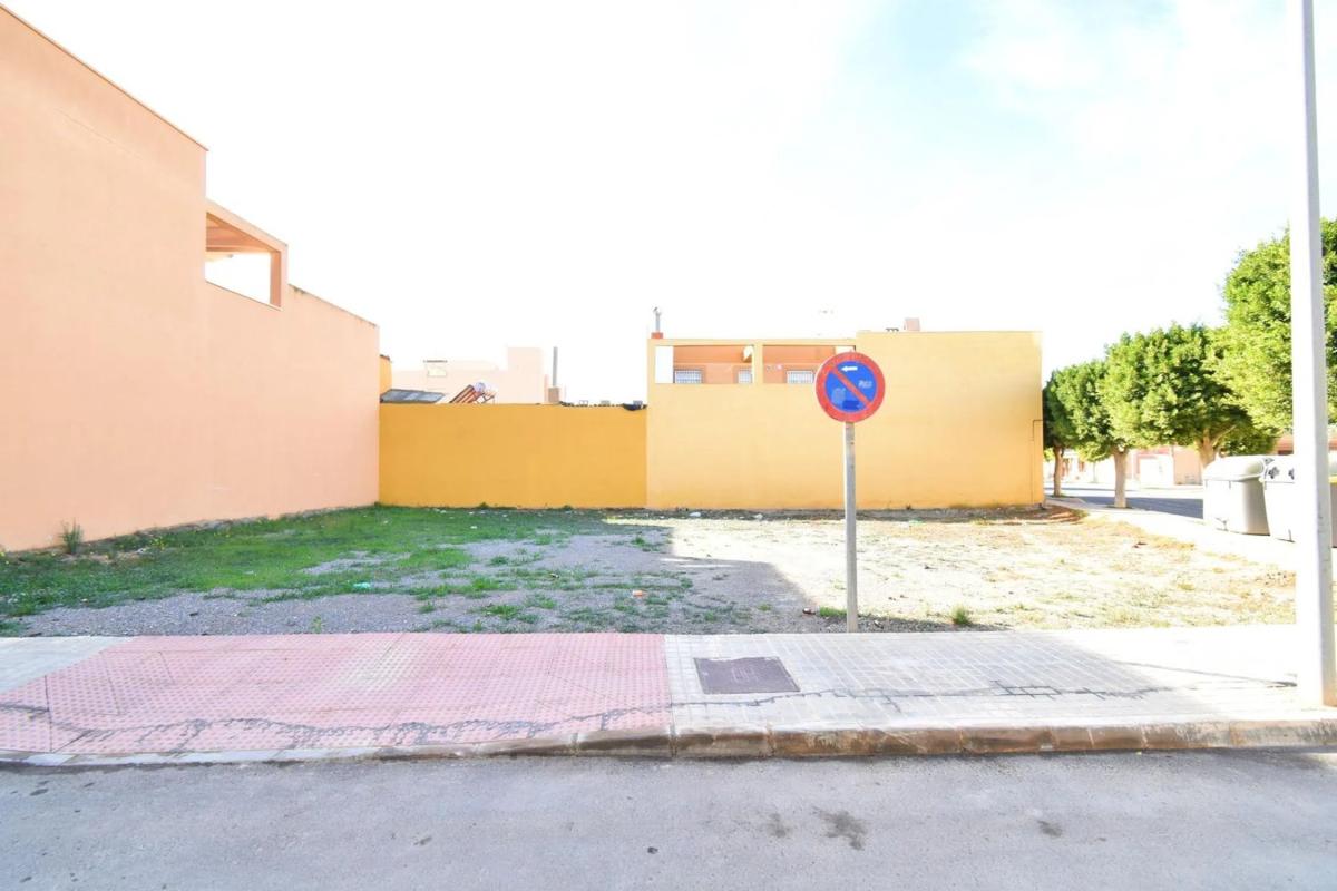Terreno en venta en El Ejido, Almería photo 1