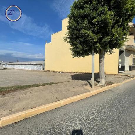 Terreno en calle Ariel, 2 photo 1