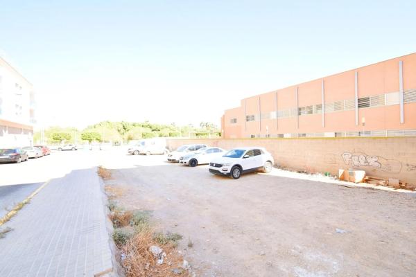 Terreno en Barrio Pabellón-Estación-Corte Inglés photo 2