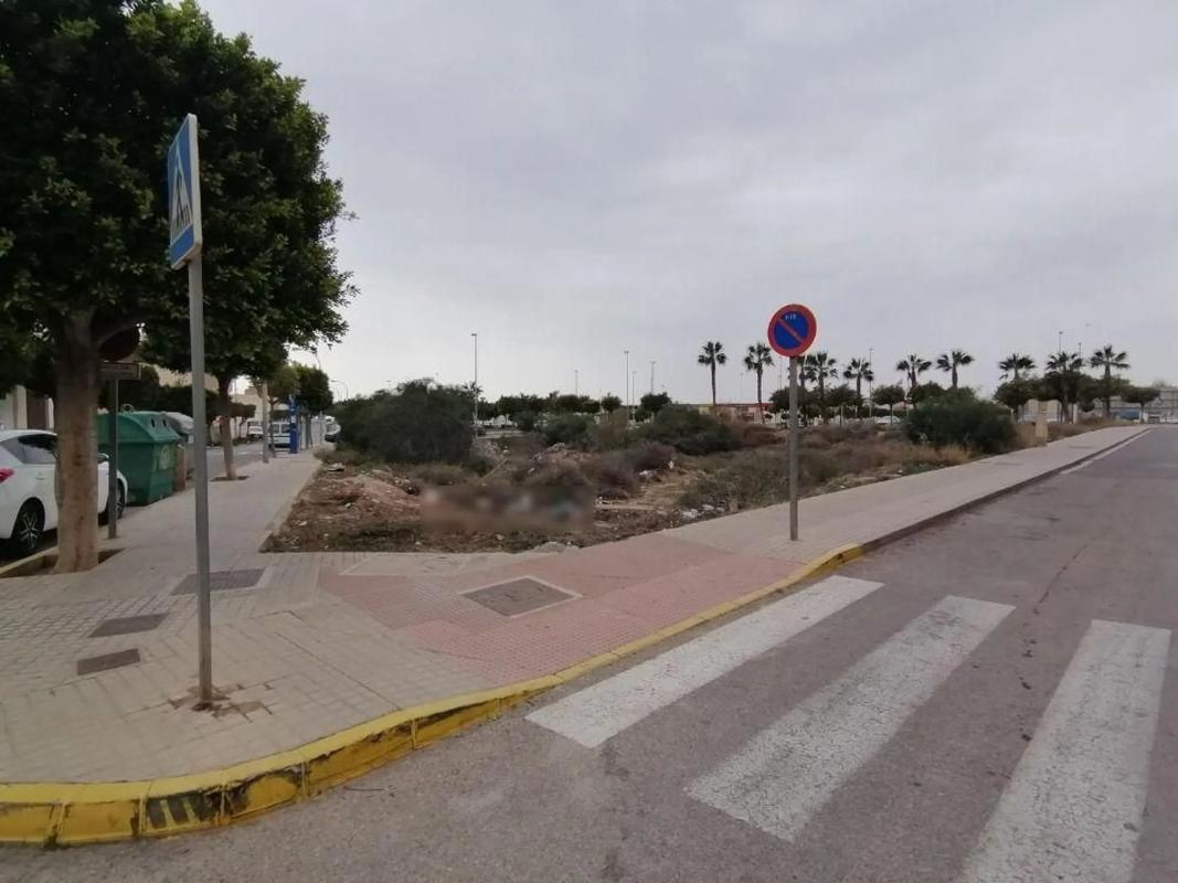 Terreno en venta en El Ejido, Almería photo 1