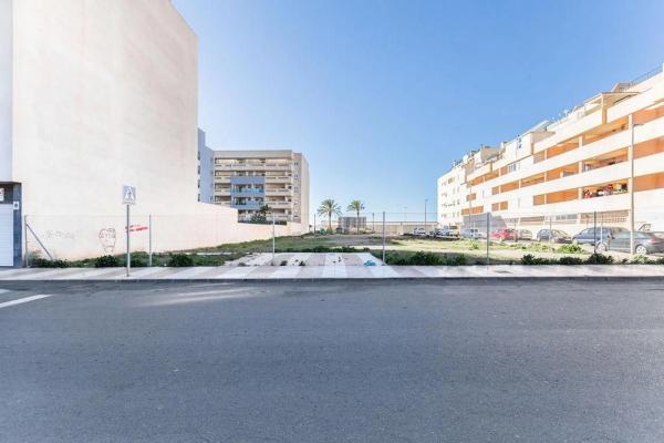 Terreno en avenida Antonio Pintor y Amat Benavides, 85 thumbnail 2