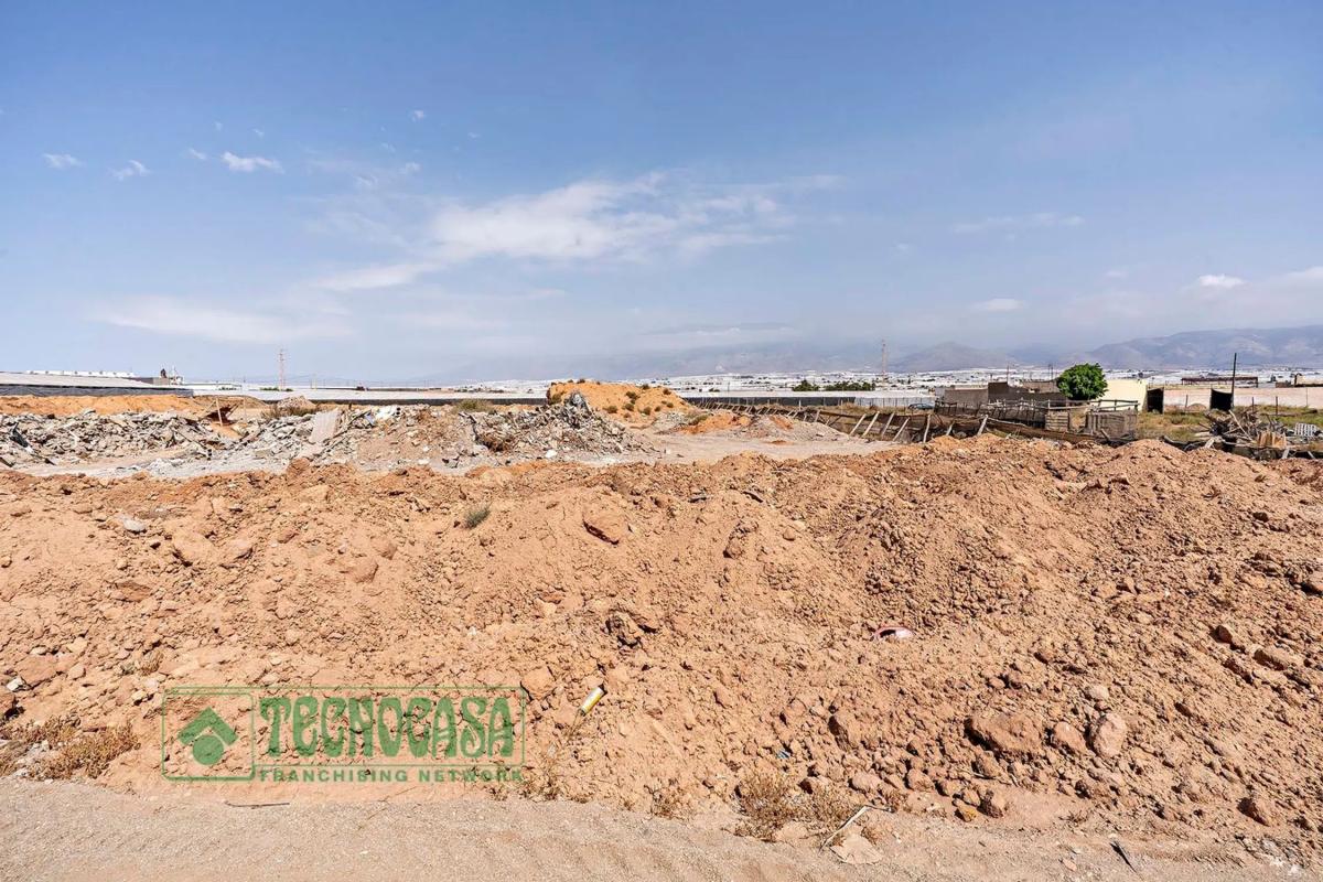 Terreno en venta en Roquetas de Mar, Almería photo 5