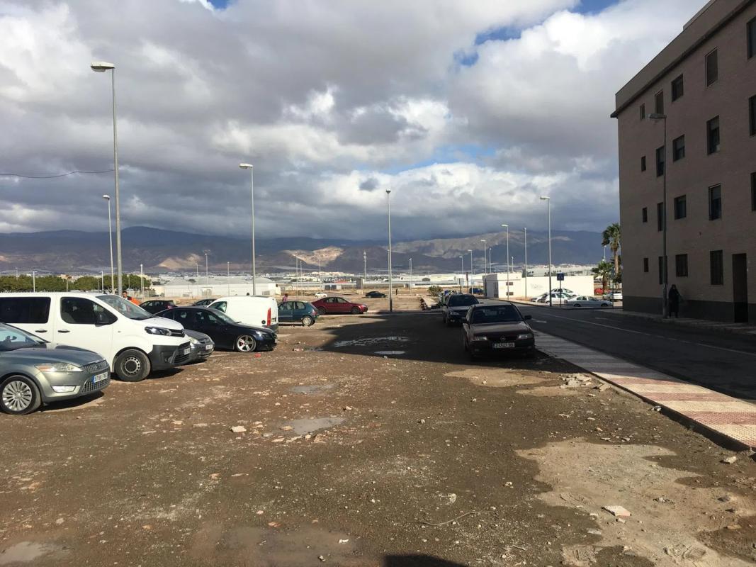 Działka na sprzedaż w Roquetas de Mar, Almería photo 4