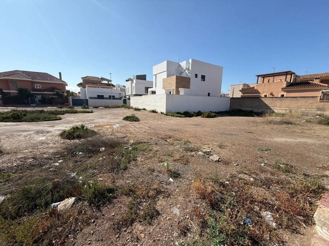 Terreno en venta en Roquetas de Mar, Almería photo 2