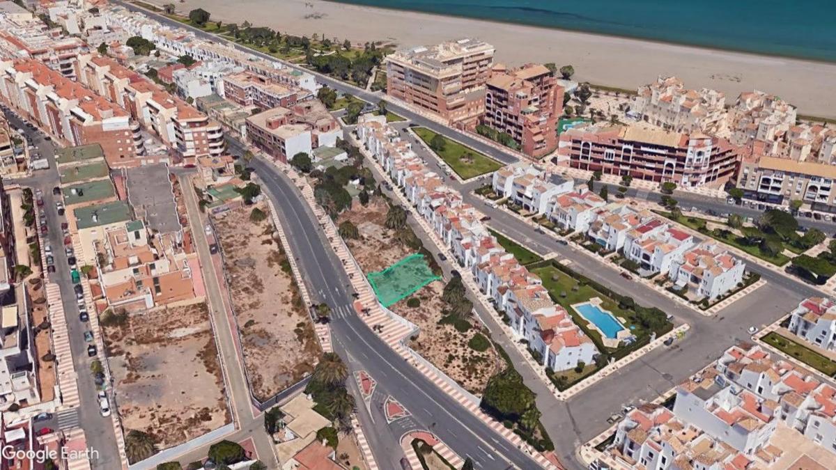 Terreno en venta en Roquetas de Mar, Almería photo 3
