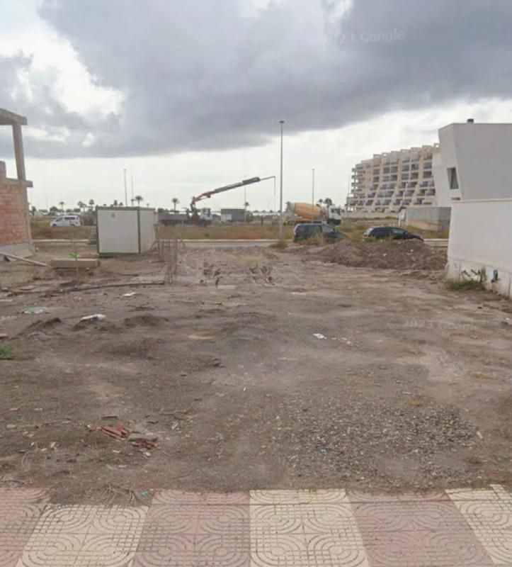 Land for sale in Roquetas de Mar, Almería photo 1