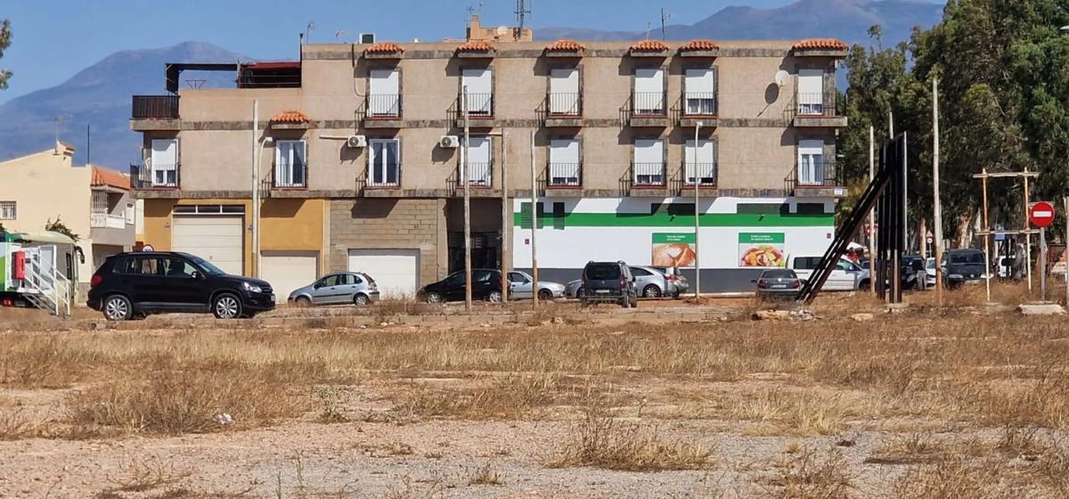 Działka na sprzedaż w Roquetas de Mar, Almería photo 4