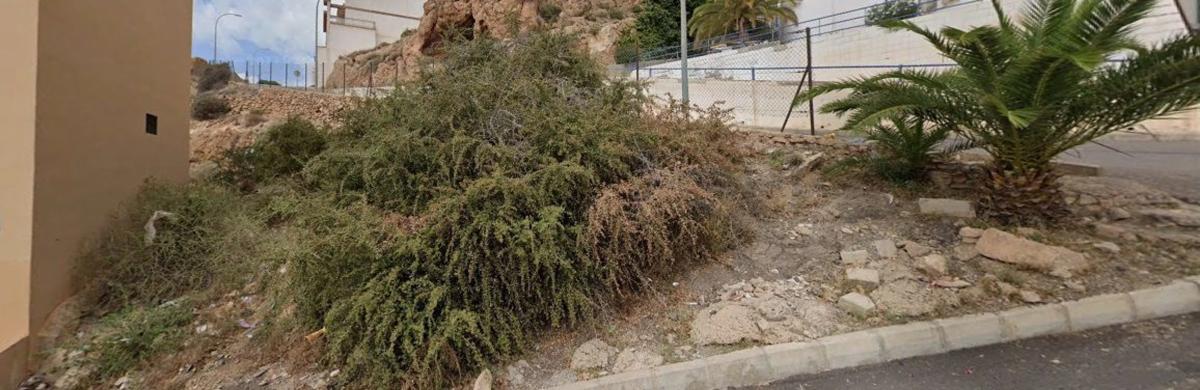 Terreno en venta en Roquetas de Mar, Almería photo 2