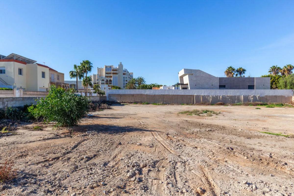 Terreno en venta en Roquetas de Mar, Almería photo 4