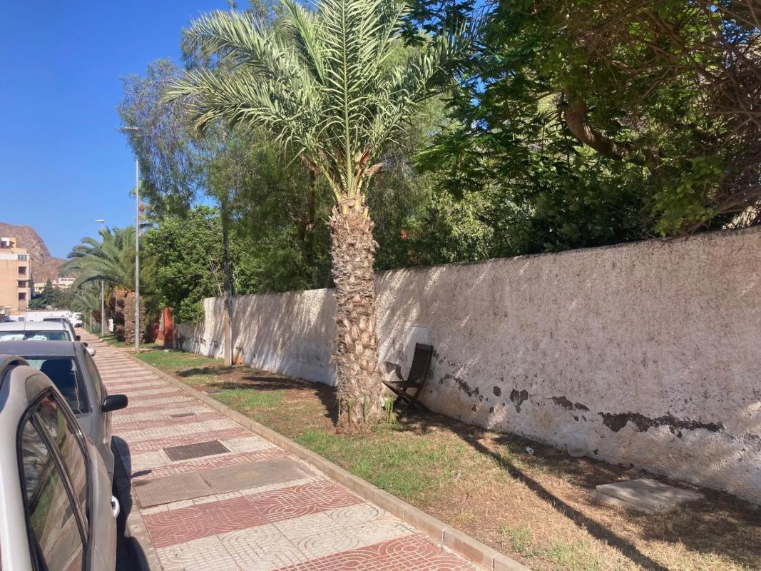 Terreno en venta en Roquetas de Mar, Almería photo 1