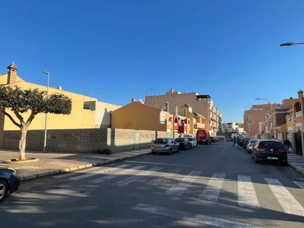 Terreno en venta en Roquetas de Mar, Almería photo 4