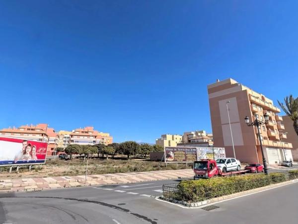 Terreno en avenida sabinar thumbnail 1