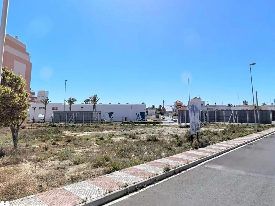 Terreno en venta en Roquetas de Mar, Almería photo 5