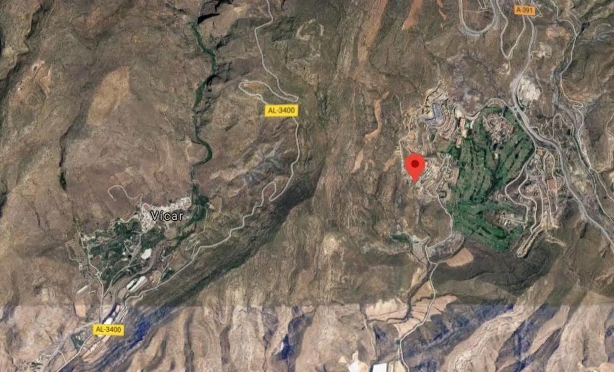 Terreno en venta en Vícar, Almería photo 2