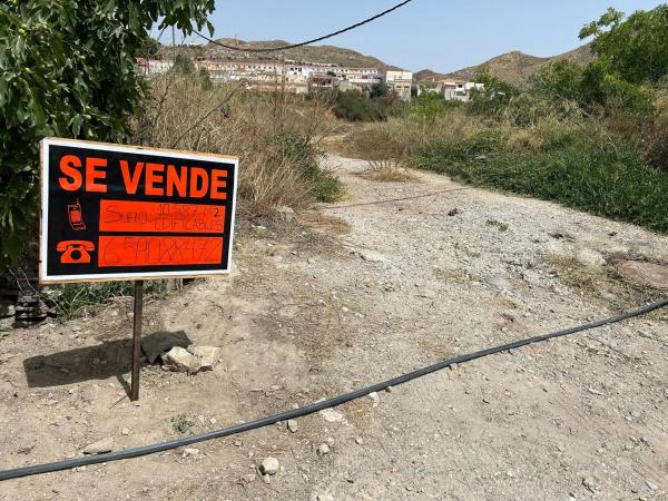 Terreno en calle del Almanzora s/n photo 3