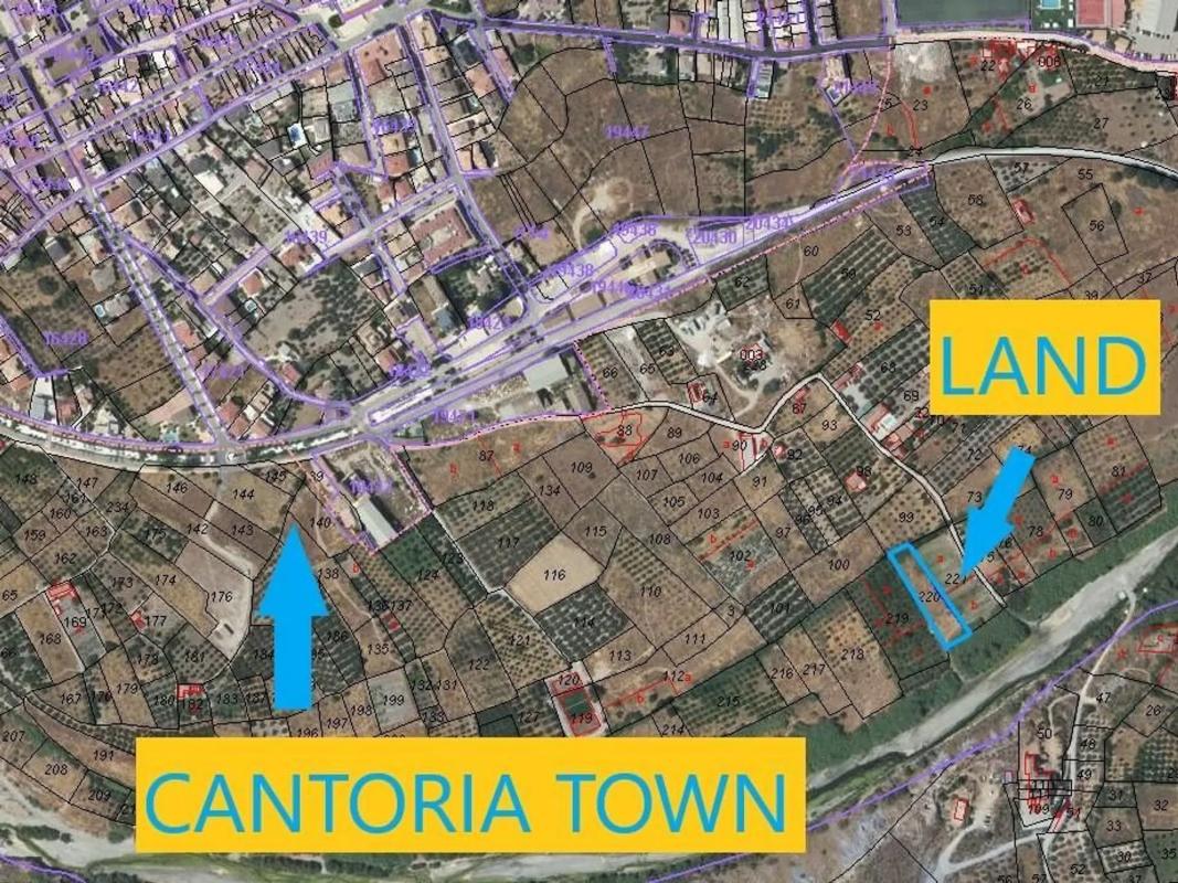 Terreno en venta en Cantoria, Almería photo 1
