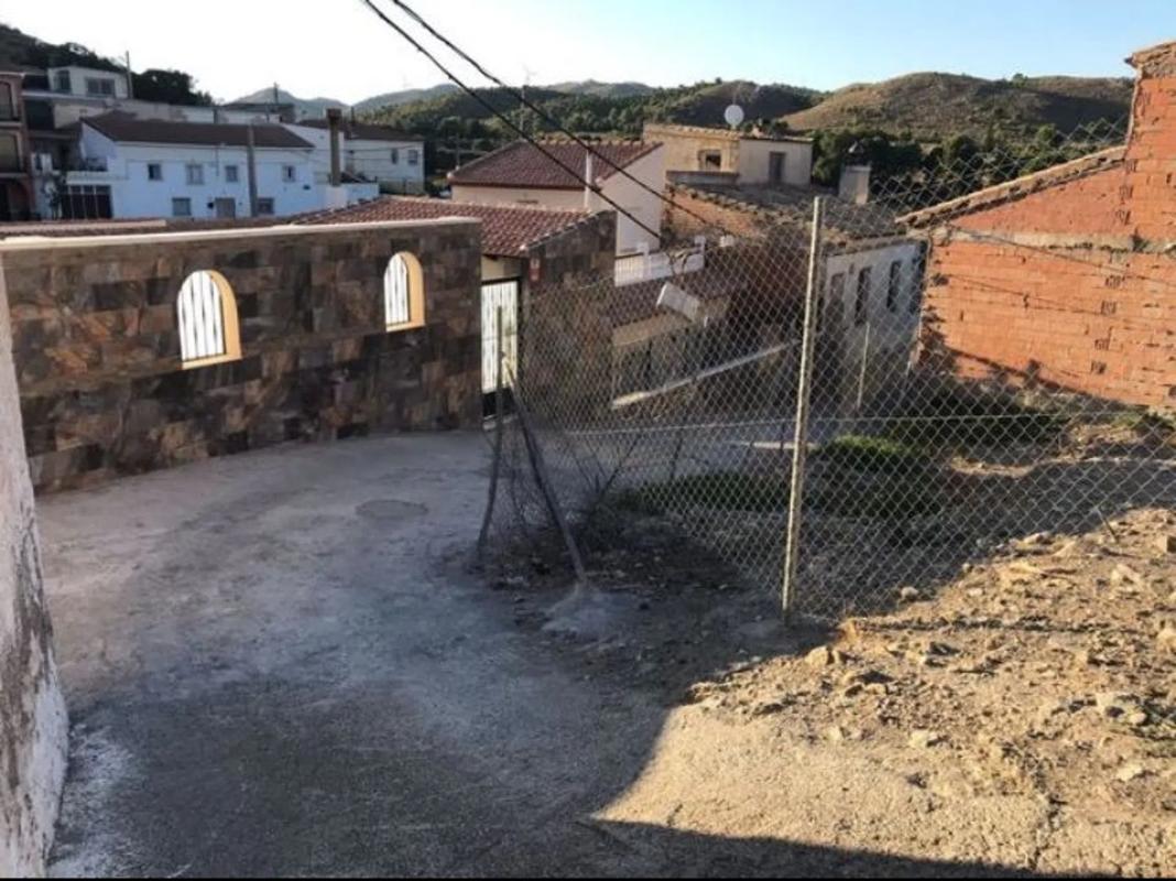 Terreno en venta en Tijola, Almería photo 2